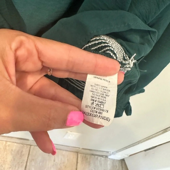 Vine & Love Flowy‎ Blouse Green 3X. No Flaws, No Stains No Signs of Wear A0038 - Picture 8 of 8